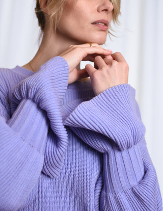 Fioletowy sweter oversize z rozszerzanymi rękawami Moth by Anthropologie | 36 38