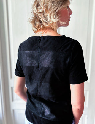 Czarna skórzana zamszowa bluzka t-shirt z krótkim rękawem InWear | 36 38