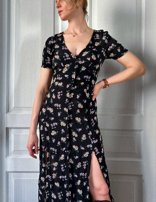 Czarna sukienka maxi w kwiaty rozcięcia styl lata 90. Miss Selfridge | 34 36