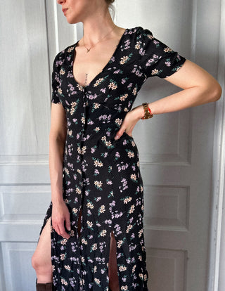 Czarna sukienka maxi w kwiaty rozcięcia styl lata 90. Miss Selfridge | 34 36