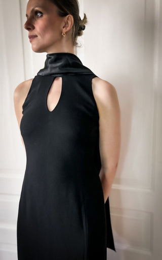 Czarna suknia wieczorowa midi black tie z szalem Precis Petite | 38 40