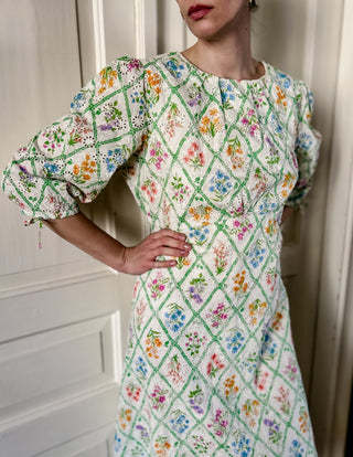 Biała sukienka maxi boho w kwiaty organiczna bawełna Nobody’s child | 40 42
