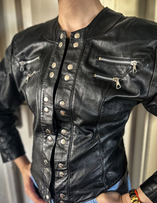 Czarna krótka taliowana skórzana kurtka vintage biker motocyklowa 90s | 36 38