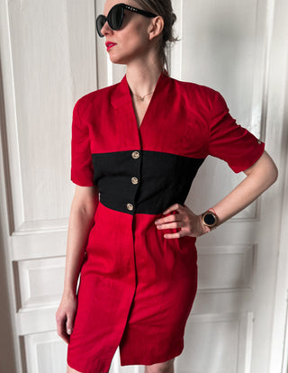 Czerwona dopasowa sukienka szmizjerka midi len i rayon lata 80 Tahari | 38 40