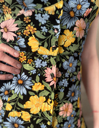 Czarna sukienka maxi w kwiaty rozcięcia styl lata 90. Miss Selfridge | 36 38
