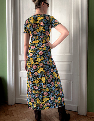 Czarna sukienka maxi w kwiaty rozcięcia styl lata 90. Miss Selfridge | 36 38