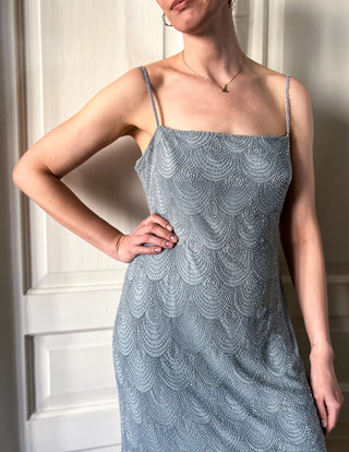 Srebrzysta sukienka wieczorowa midi na ramiączkach art deco Principles | 38 40
