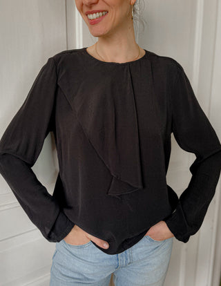 Czarna elegancka bluzka z wiskozy Saint Tropez | 38 40